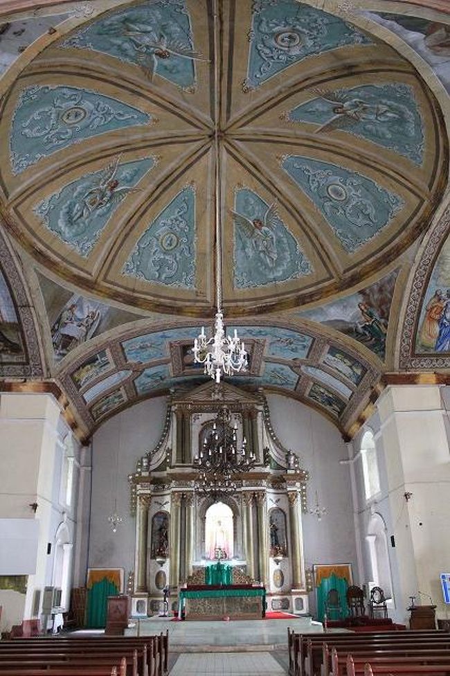 教会は閉まっていたけど、頼むと裏から入れてくれるのがフィリピンクオリティ。 <br />ミュージアム内にはコウモリが住んでいました＾＾ <br />それにしても、やはりフィリピンの教会は美しい。 <br />スペインに行きたくなる。 <br />