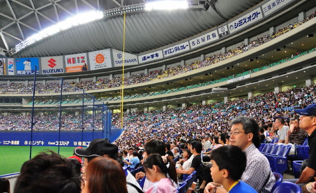 <br /><br />８〜９割以上のお客さんの入りです。