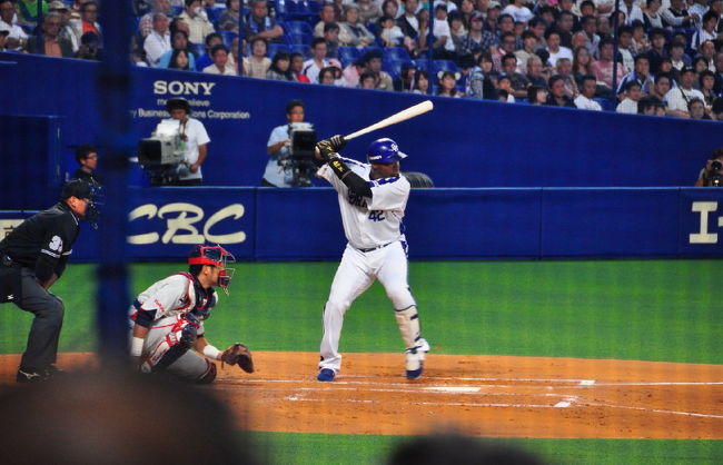 中日４番バッター　ブランコ選手<br /><br />トニ・ブランコ　→　ドミニカ共和国出身<br /><br />この日は本塁打は無かったです