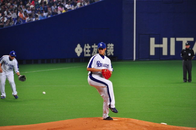 <br />先発ピッチャーは奥様の期待通り<br /><br />イケメンのチェン投手！！ラッキー♪<br /><br />イケメンでも何でもイイから頑張れー！