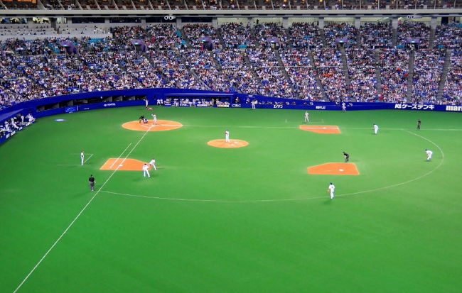 <br />近くの席で観戦は勿論いいに決まってますが、<br /><br />こーゆー所からってのもいいですねー