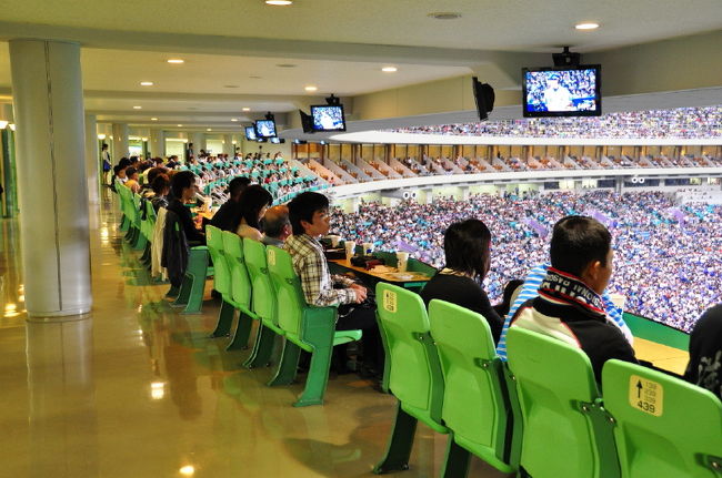 「プライムシート」<br /><br />名古屋ドームオリジナルの観戦席<br /><br />１ドリンクお弁当付きです。<br /><br />モニター・テーブルも有り、のんびり観戦できそう