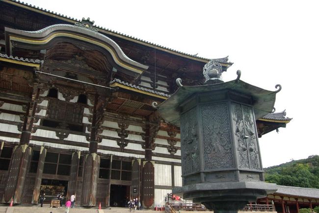 国宝の八角灯篭。昨年は東京に出張展示されていました。