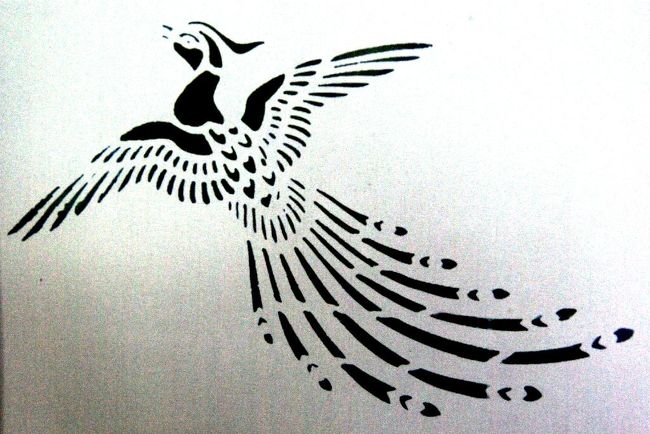 十二体全てが国宝で写真撮影は許されませんのでいつもこんな飾りものを撮って記憶にしています。