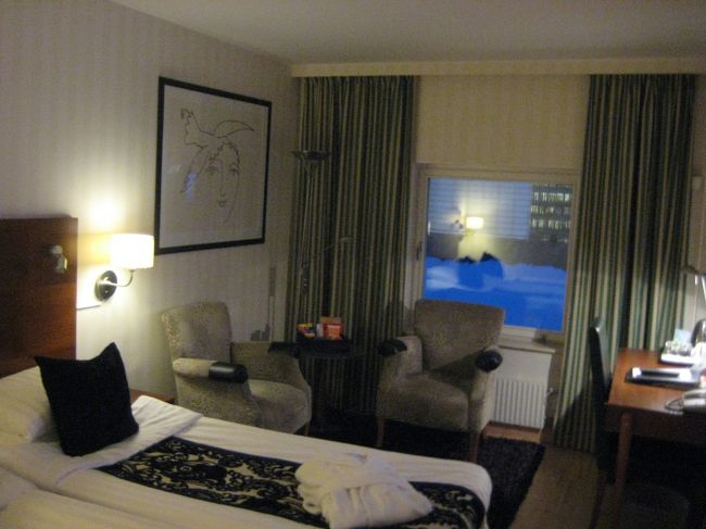 お部屋は２人では十分な広さです