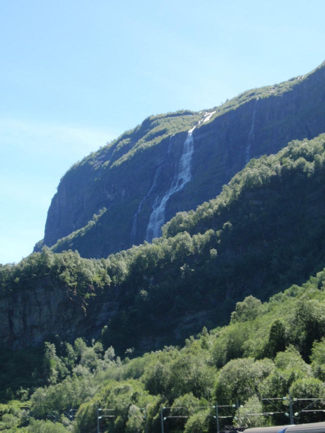 本当に滝が多いです。