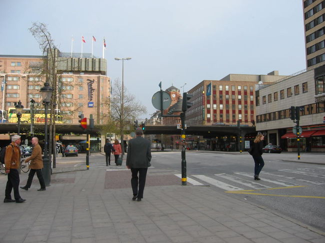 市内散策のスタートは駅前から