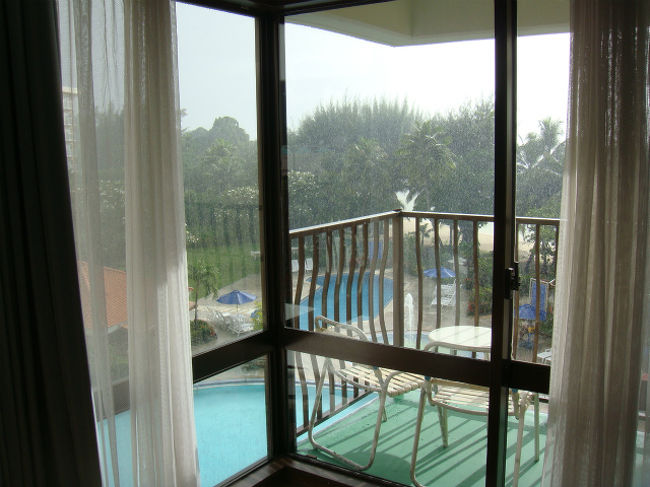 一旦お部屋に戻り、