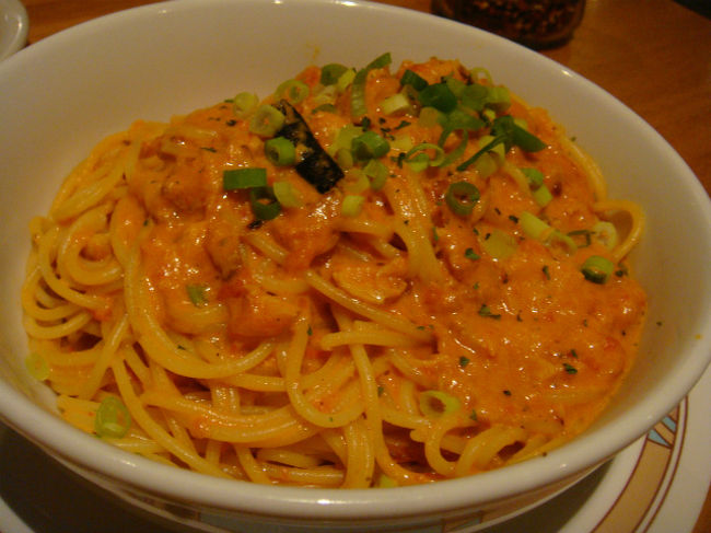 ワタリガニのトマトクリームパスタ