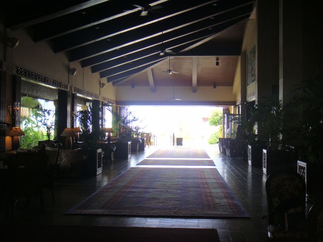 写真には写らなかったけど、<br />フロントから海が見えます＾＾！！<br /><br />もう南国に来た〜〜って感じのホテルで、<br />ほんっとにうっとり＾＾