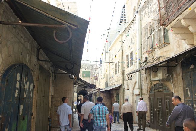 この日は何かのときで、殆どお店が開いていませんでした。