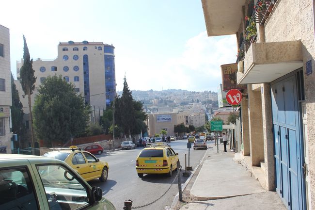 本当は分離壁に行きたかったのですが、エルサレムに戻る終バスを確認していなかったので断念。。。<br />旧市街からオリーブ山への終バスが5時とか6時だったので、<br />行ってしまうと時間が足りないと思ったんだよね。