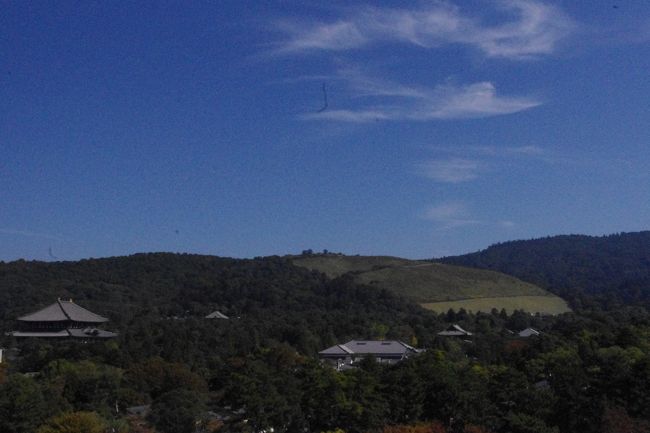 屋上から<br />若草山方面を<br />も一度眺めて〜