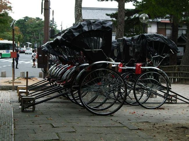 人力車。<br />最近観光地に多いですね。