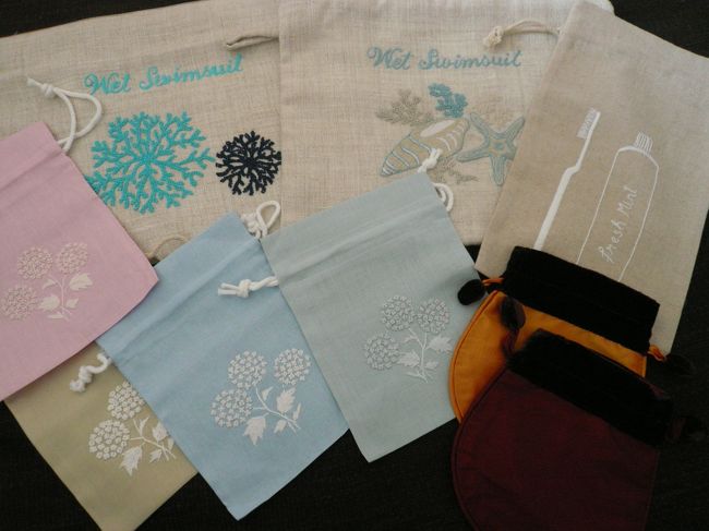 ハノイおススメのお土産<br /><br />タンミーの刺繍袋。シルクのもあります。<br /><br />こんな程度でしょうか・・・<br />目的は仕事でしたから（＾＾；）<br /><br /><br />