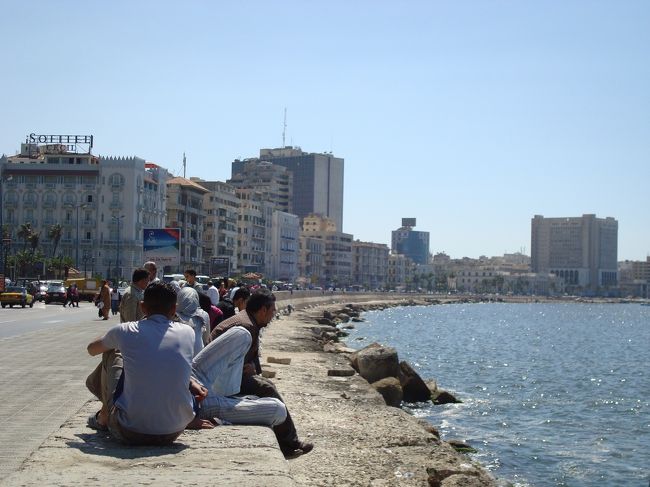こちらが去年訪れたアレクサンドリア。<br />空の色なんかはもうソックリです。