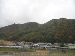 今回は自動車の旅。兵庫県から京都府北部を目指します。
道中、国道312号線から見る竹田城（があるはずの山）