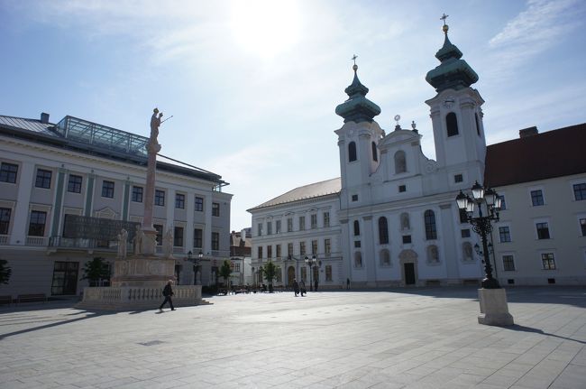 雨の日から一転、快晴、しかし長袖＋厚手のパーカーではちょっと寒い…。