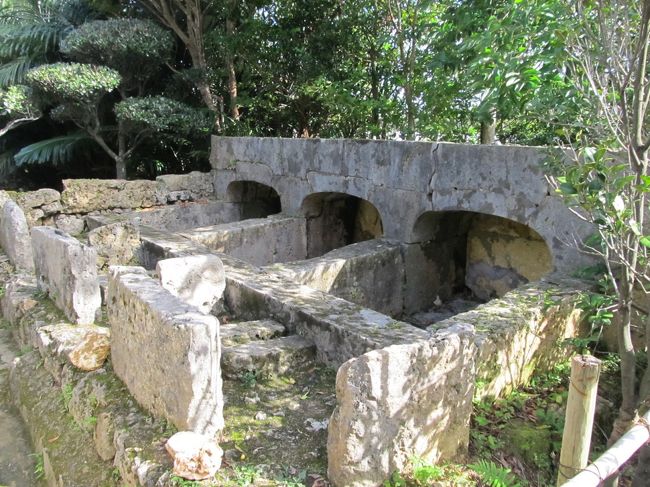 それはフールといって<br />昔のぶたさんのお家なの！！