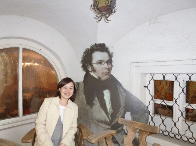 11月4日<br />シューベルトが「菩提樹」を作曲した家。<br />こんなパネルが置いてありました…