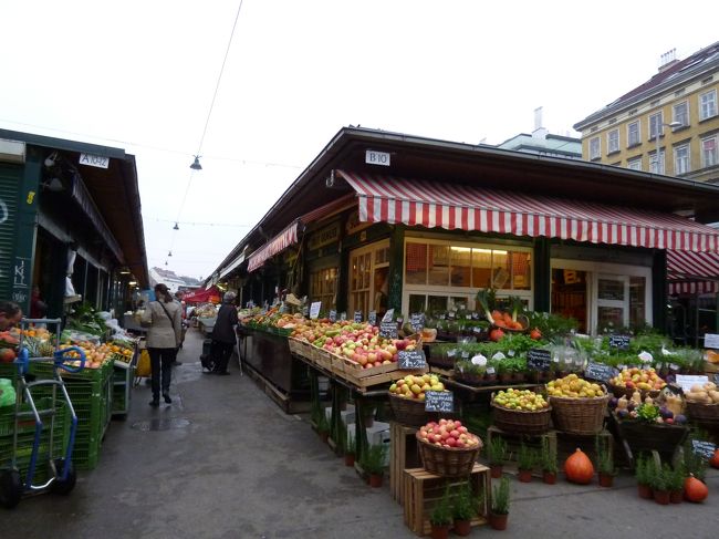 11月5日<br />ナッシュマルクト<br />アメ横とは違うよね〜<br />何もかもが可愛く見える☆