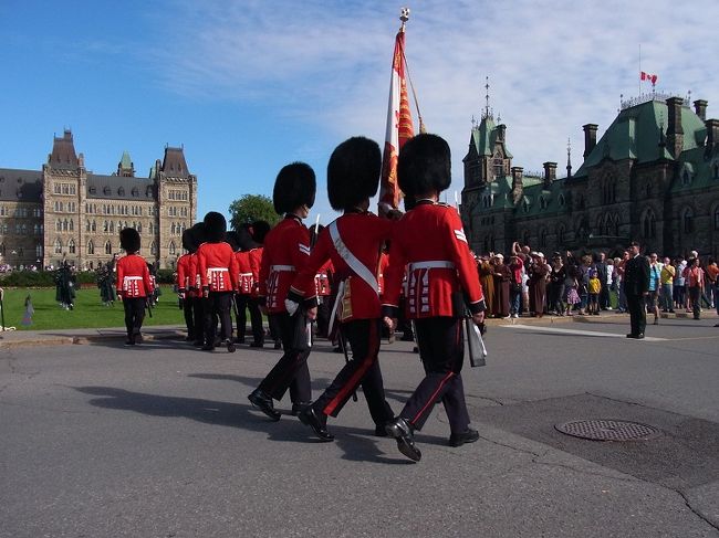 英国式の衛兵の制服。