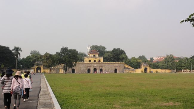 着きました、「タンロン城」　。<br /><br />２０１０年に世界遺産に登録。