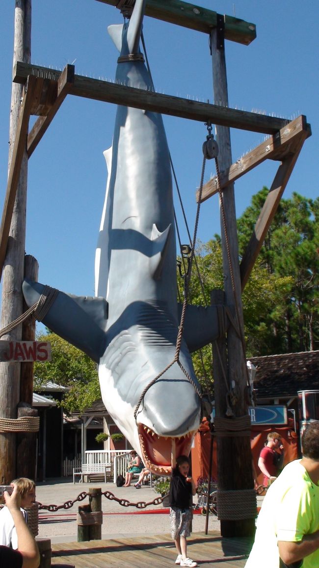 ジョーズ。私を食べて！！