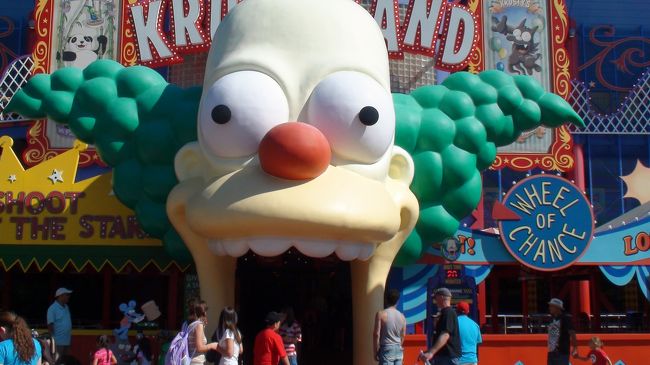 ザ、シンプソンズ・ライド。最後に驚きの展開が待っています。