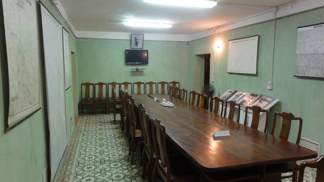 地下にある　「会議室」　です。