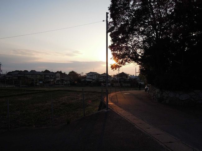 夕暮れがやって来ました。