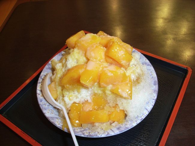 やっぱりマンゴーかき氷。