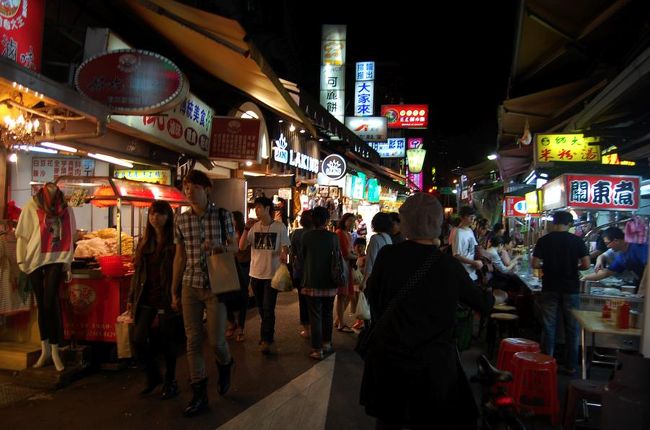 夜市の雰囲気大好き！