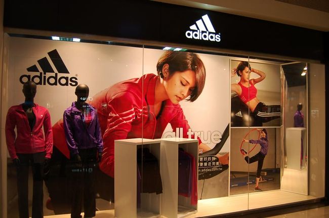 adidasはレイニー。きれい。
