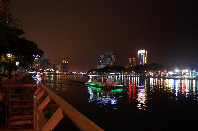 もしや道を間違えた・・・？と思い始めた頃、着いた！<br />愛河！！！！<br /><br />