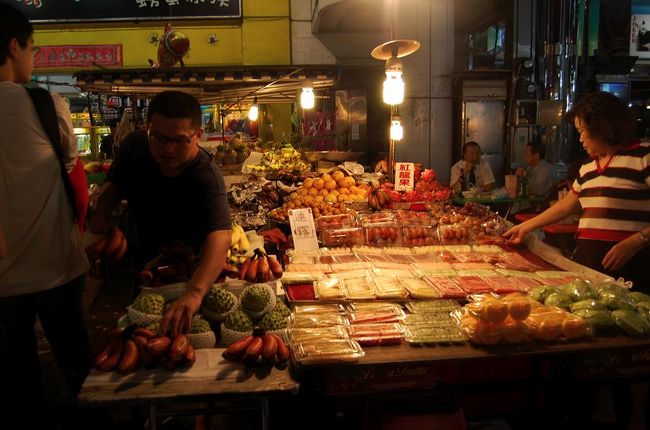 くだものやさん。