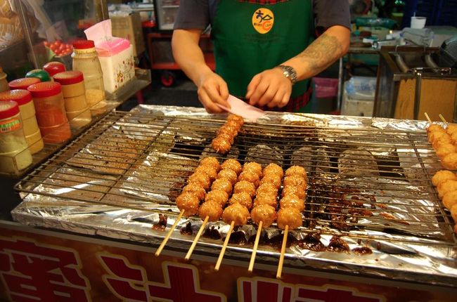 味付けをいろいろ選べる。<br />１本35元（約95円）<br /><br />おいしい〜<br />結構お腹にたまる〜(笑)