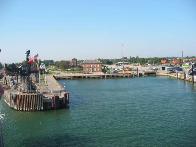 フェリーからのゲザ（デンマーク）港の写真です。