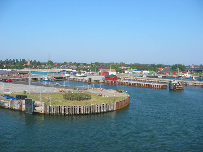 フェリーからのゲザ（デンマーク）港の写真です。