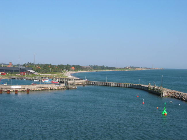 フェリーからのゲザ（デンマーク）港の写真です。