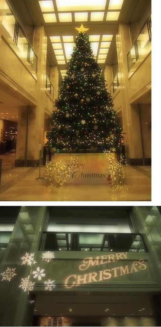 ホテルのロビーはクリスマスムードが漂っていました〜<br /><br />