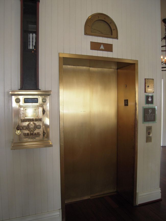 エレベーター。<br />飾りか〜？とかちょっと思ってたらちゃんと動いてたｗ<br />