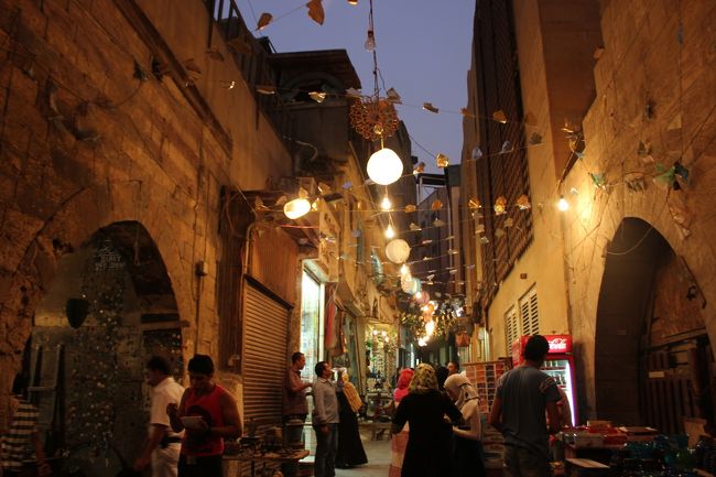 ハーンハリーリにきました！<br />凄いいい雰囲気。<br />活気があります。