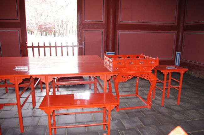 宣陵丁字閣の建物内