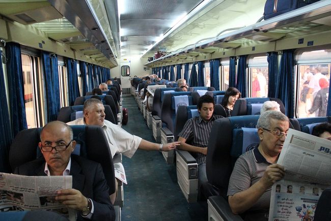 予約しとかないと乗れないようでした。