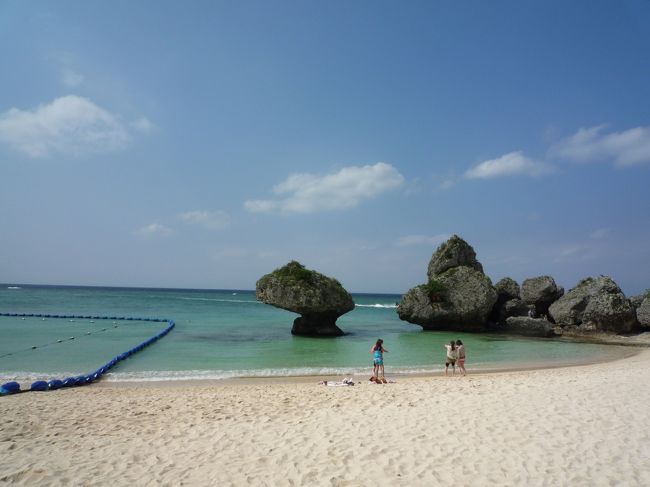 まずはホテルのビーチを散策。