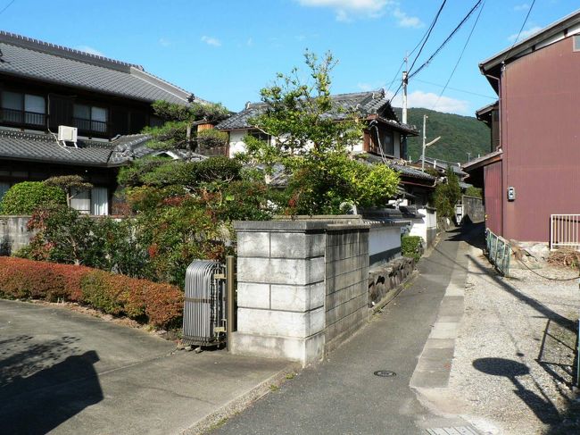 六角井戸周辺の街並み。