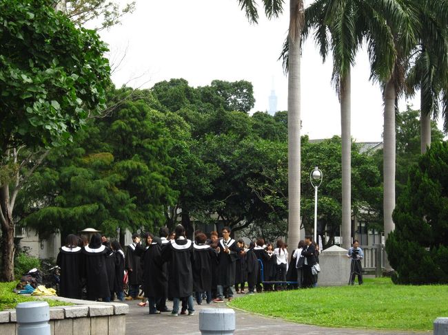 何となく数年前の自分と重なりました。シンガポール大も悪くなかったかなぁと…笑