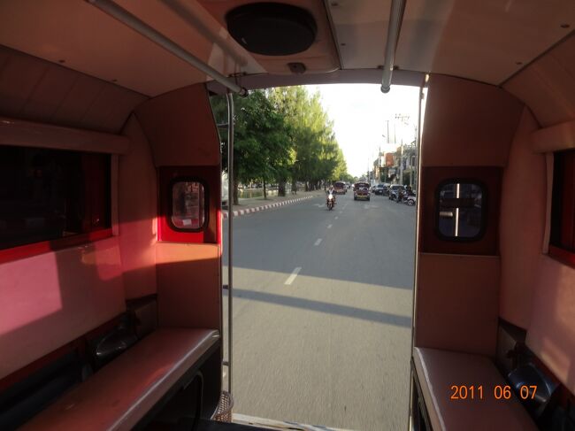 ソンテオ乗車。