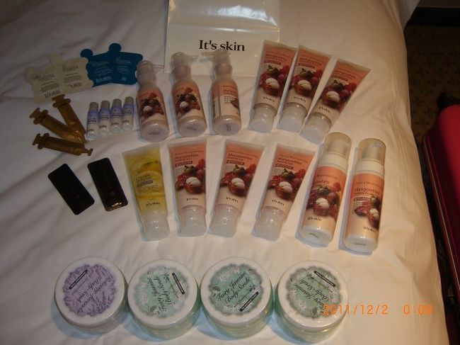 ９月に来た時買った、イッツスキンのボディソルトが超気持ち良くて今回も購入。<br /><br />マンゴスチンシリーズの洗顔・クレンジング・ピーリングも！